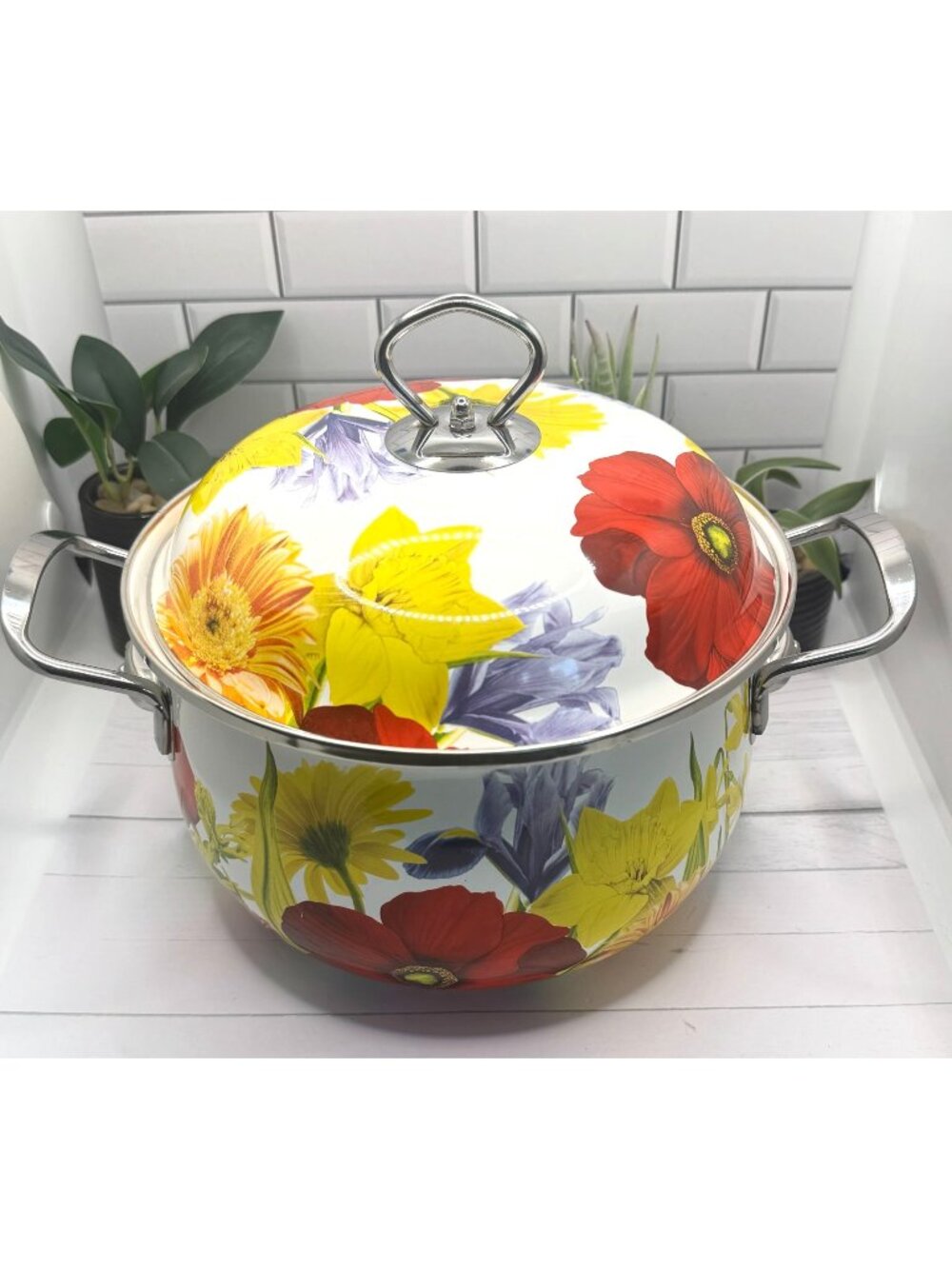 The Pioneer Woman Retired Enameled Steel 4 Qt Dutch Oven With Lid Floral Garden